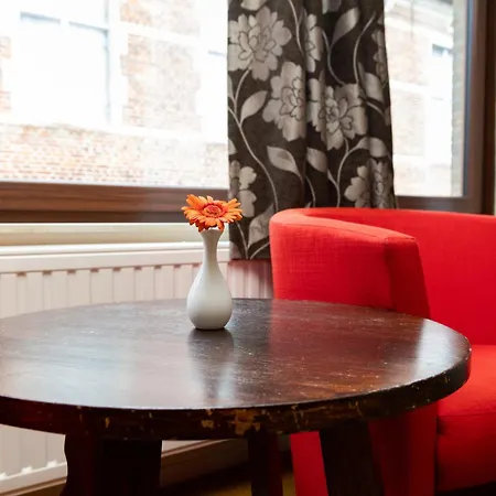 De Pastorij Готель Левен